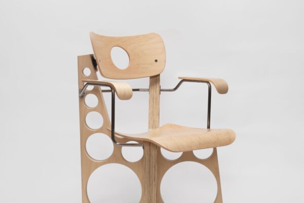 Tom Sachs Arm Rest shopchair 2022.158 v1